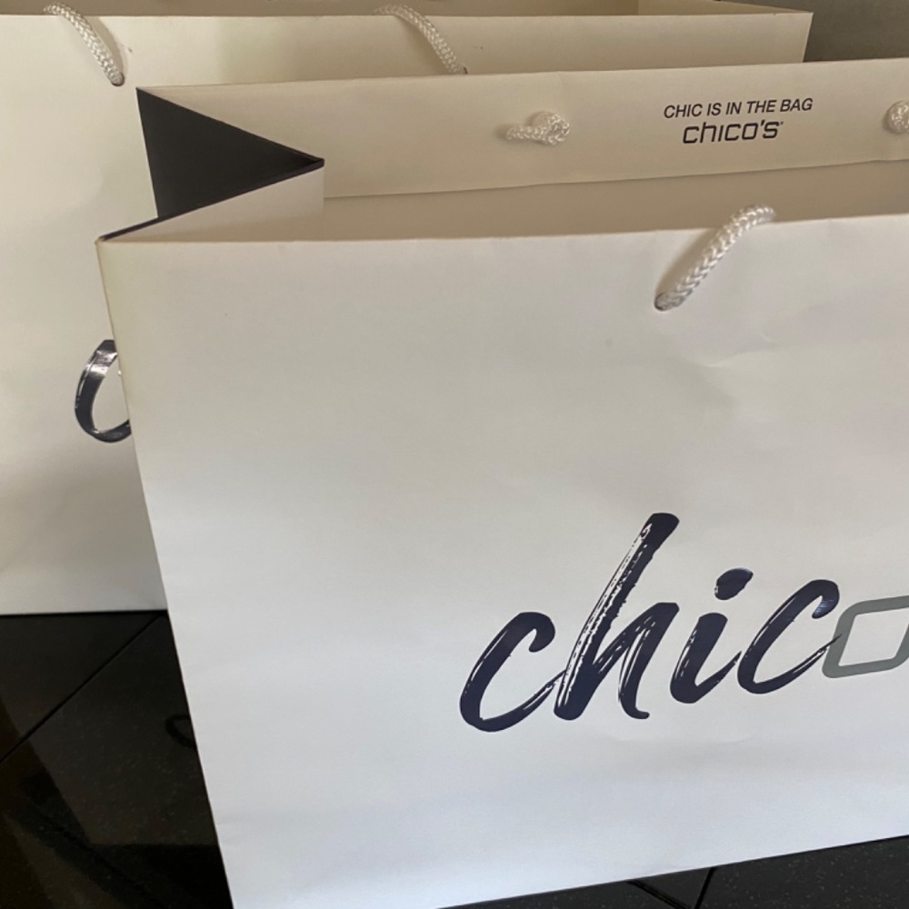 Chico’s - Picture 9 of 15